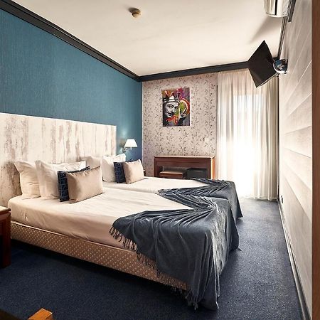 Galeria Suite Hotel 阿威罗 外观 照片