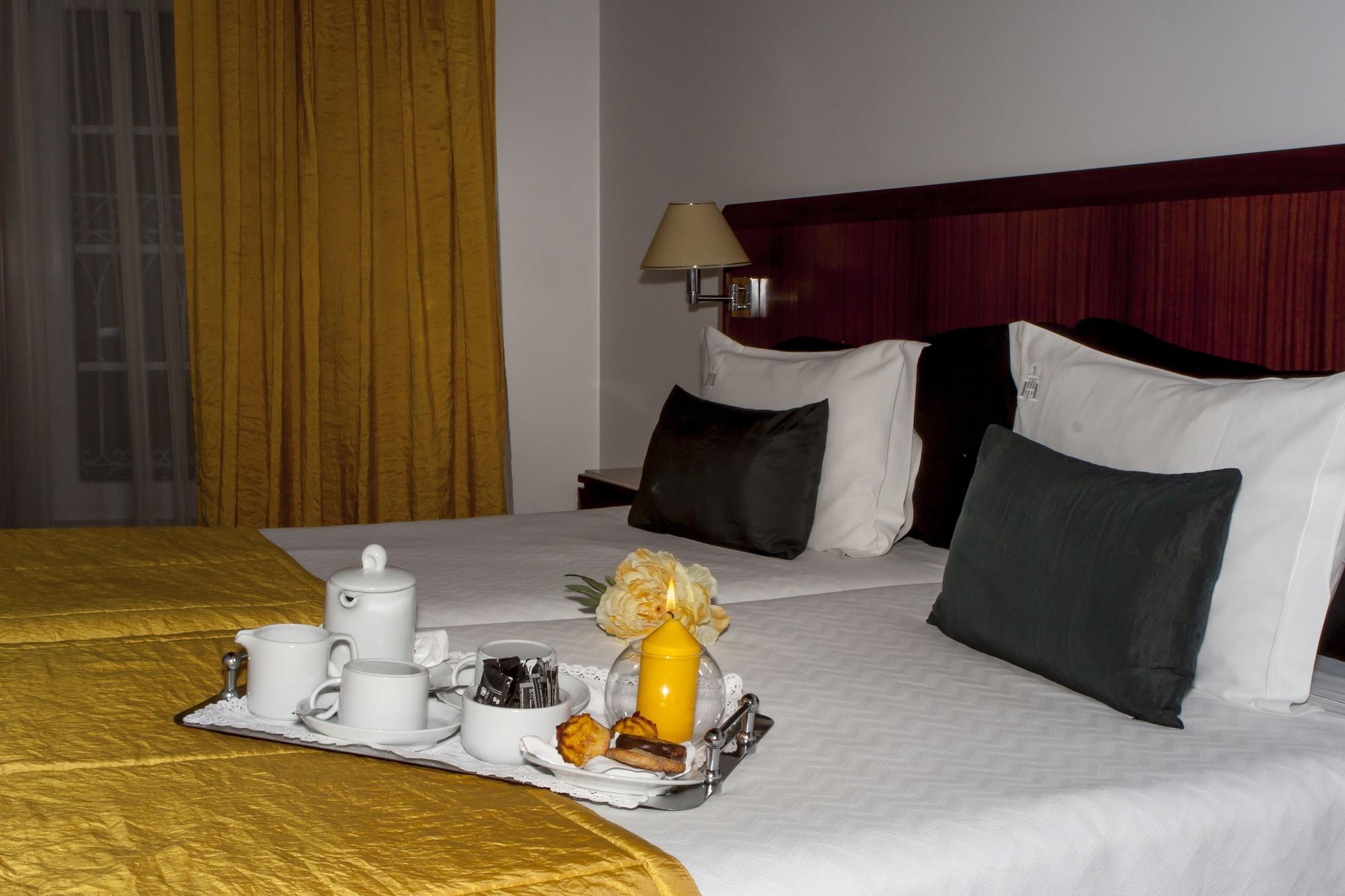 Galeria Suite Hotel 阿威罗 外观 照片