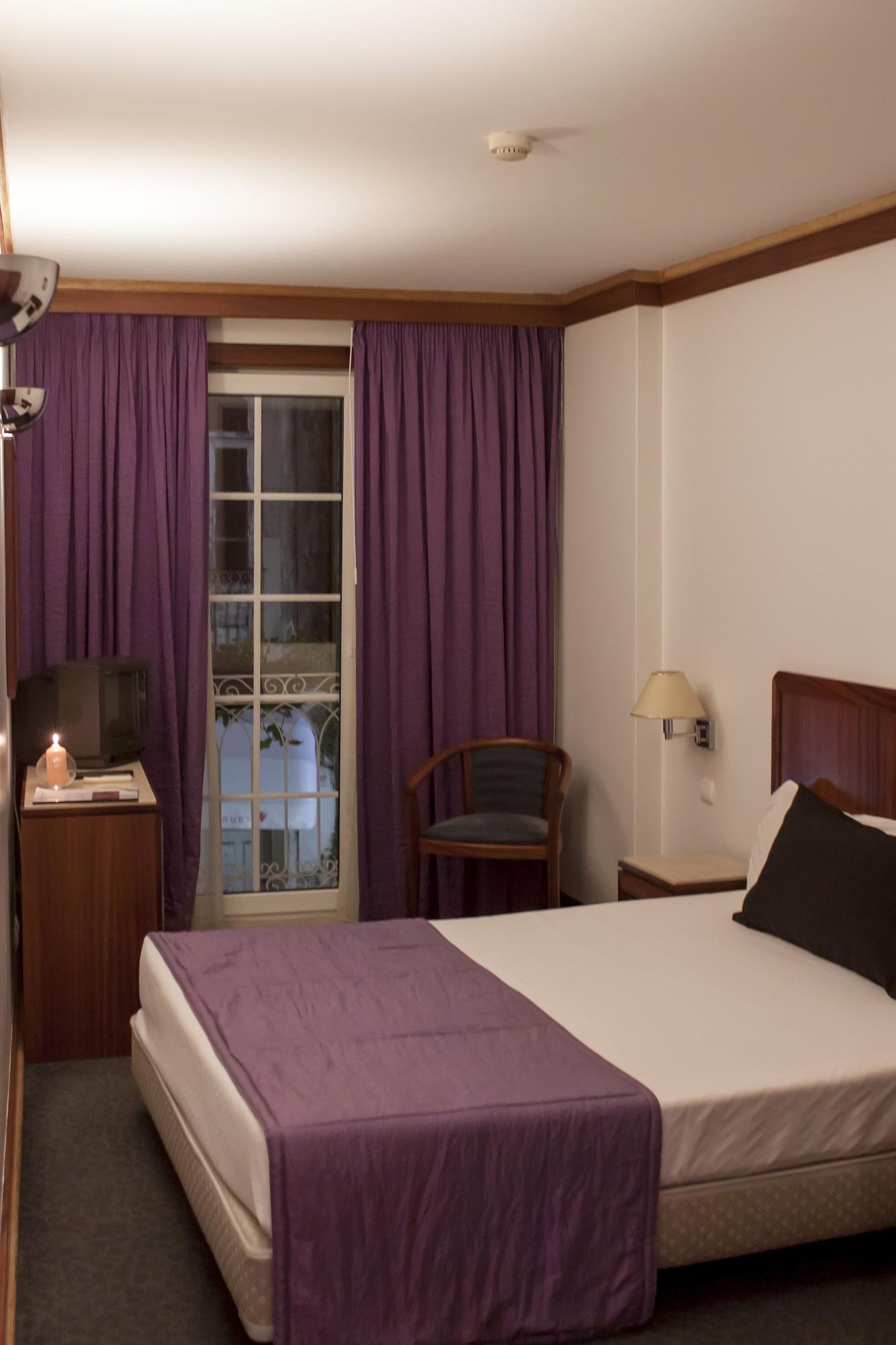 Galeria Suite Hotel 阿威罗 外观 照片