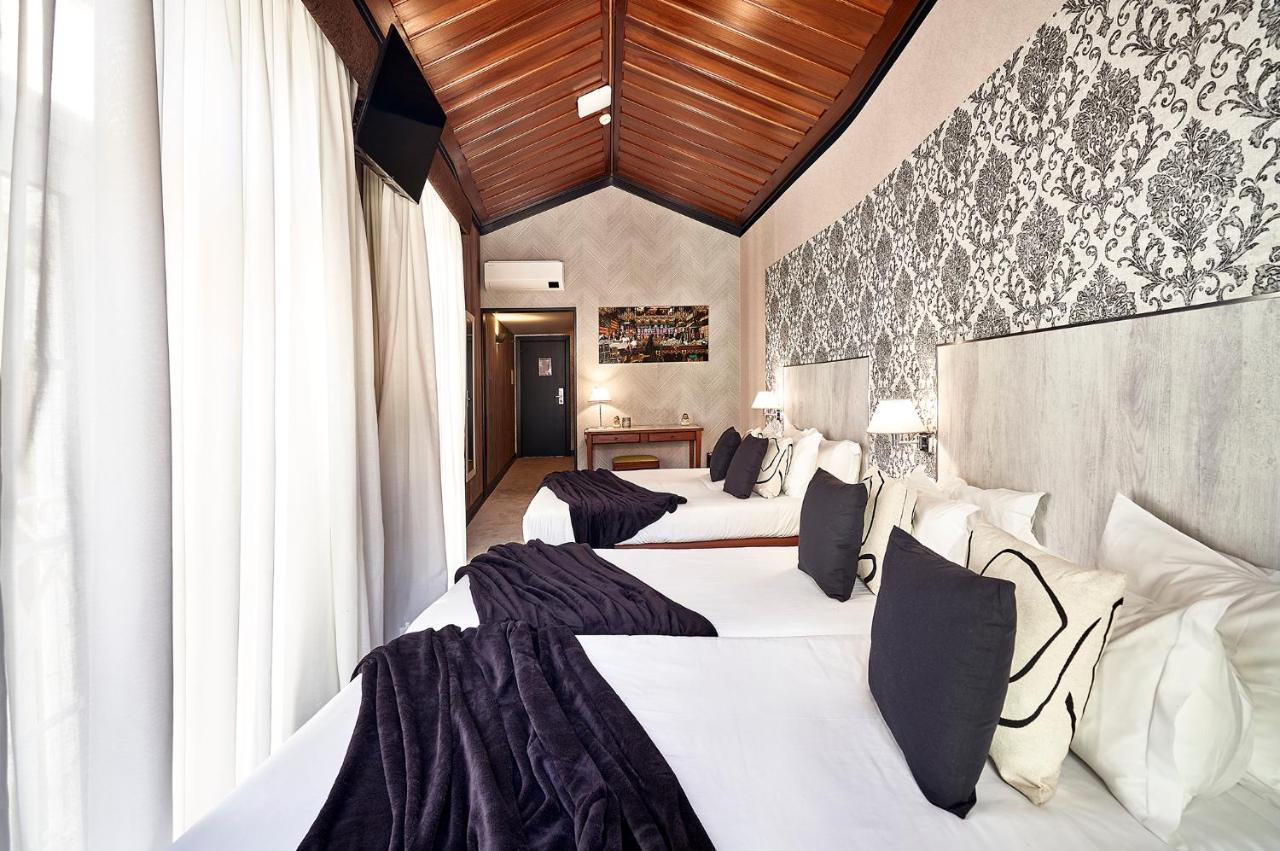 Galeria Suite Hotel 阿威罗 外观 照片