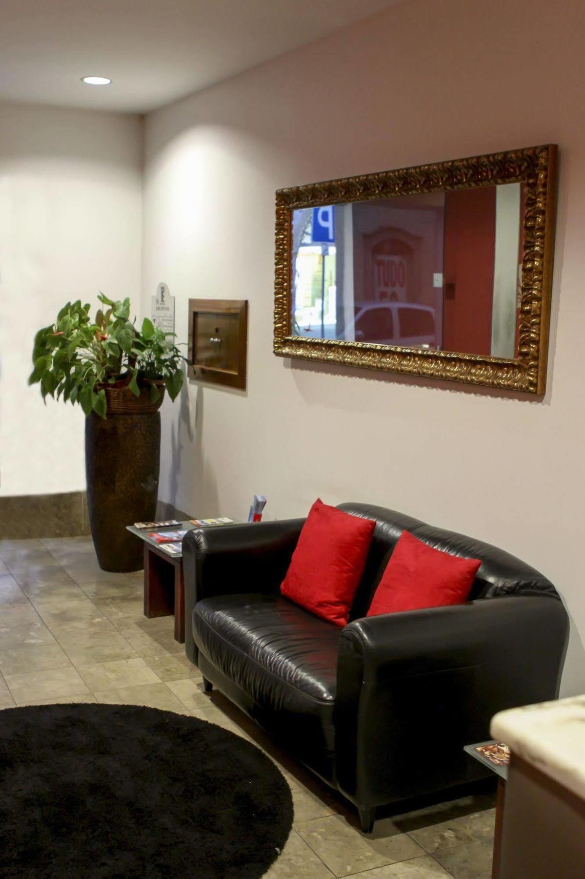Galeria Suite Hotel 阿威罗 外观 照片